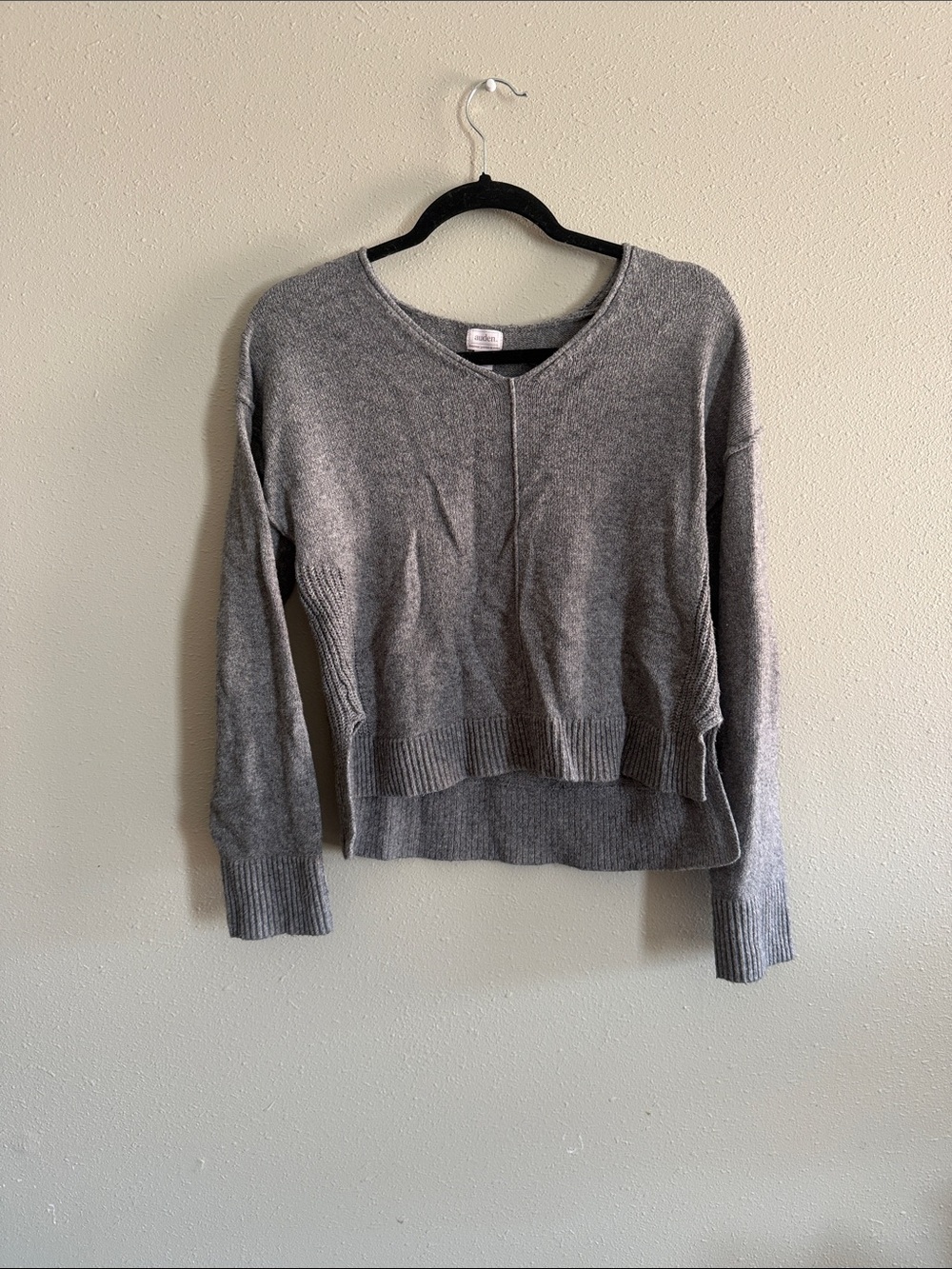 Auden Gray V-Neck Knit Sweater